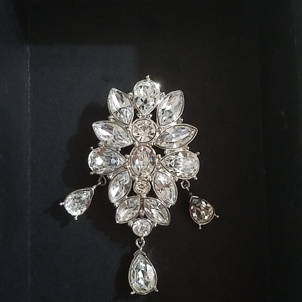 Brooch